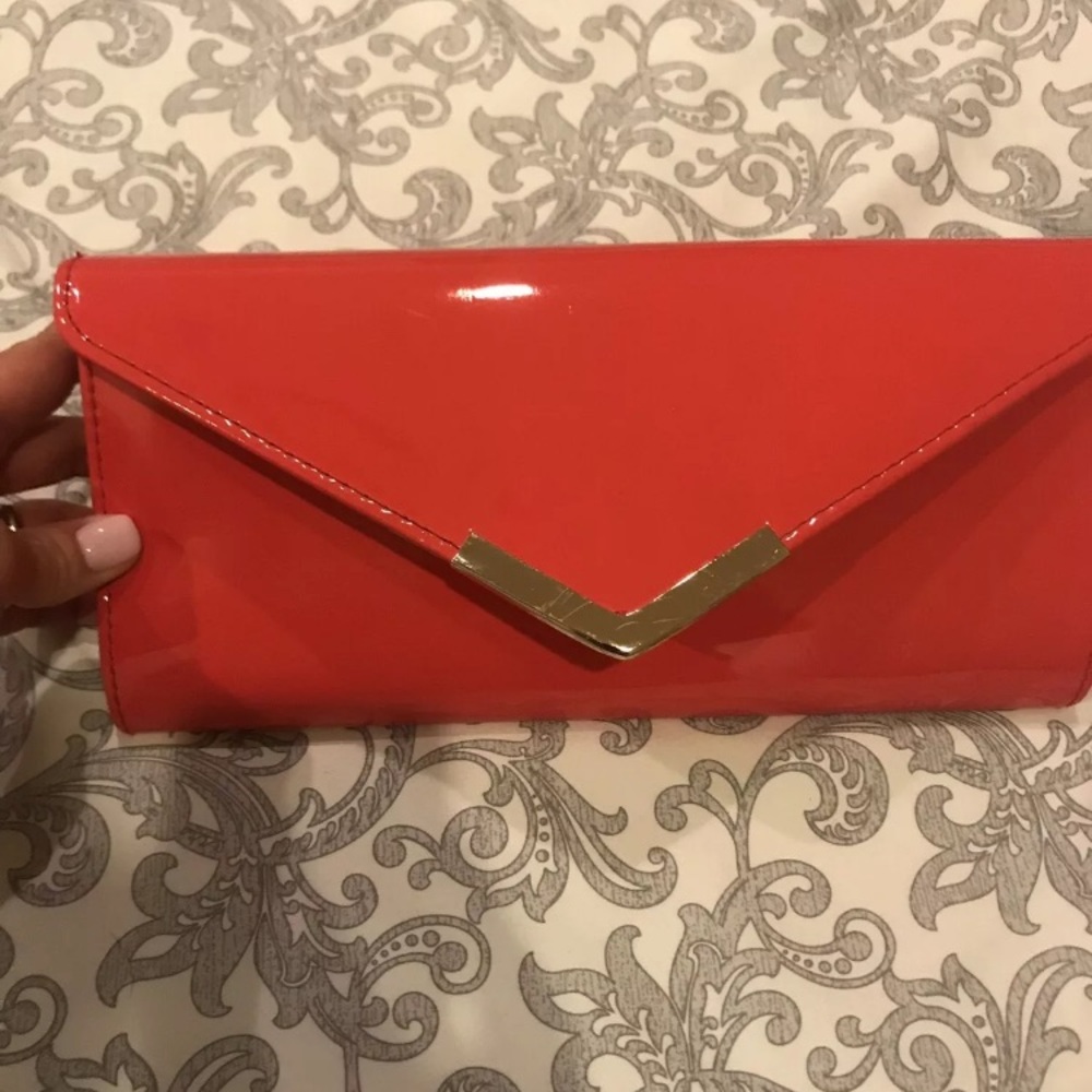 2/$12 Patent leather pink clutch purse - Picture 6 of 8